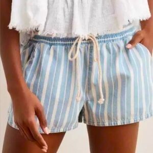 Aerie blue chambray striped shorts